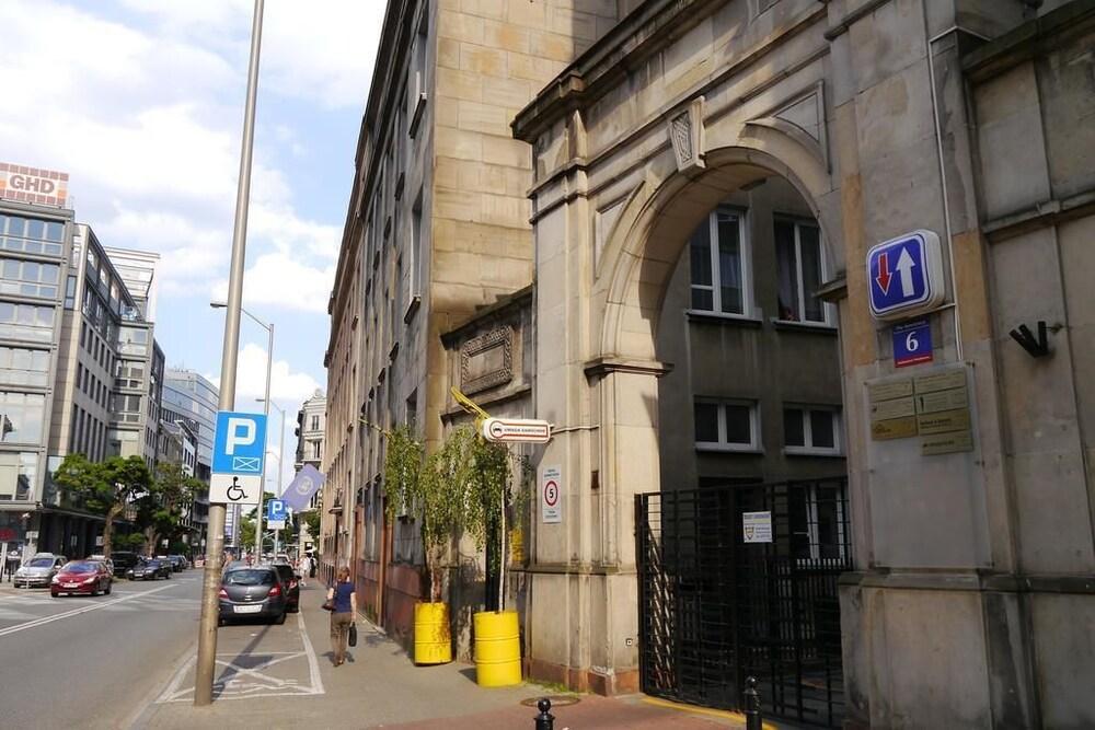 Апартаменти Loft Lot Pszczoly Варшава Екстер'єр фото